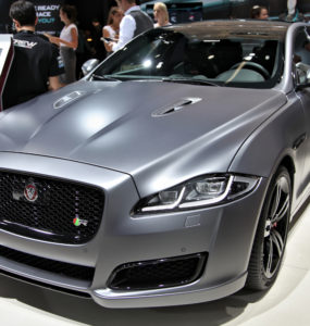 Jaguar XJR 575